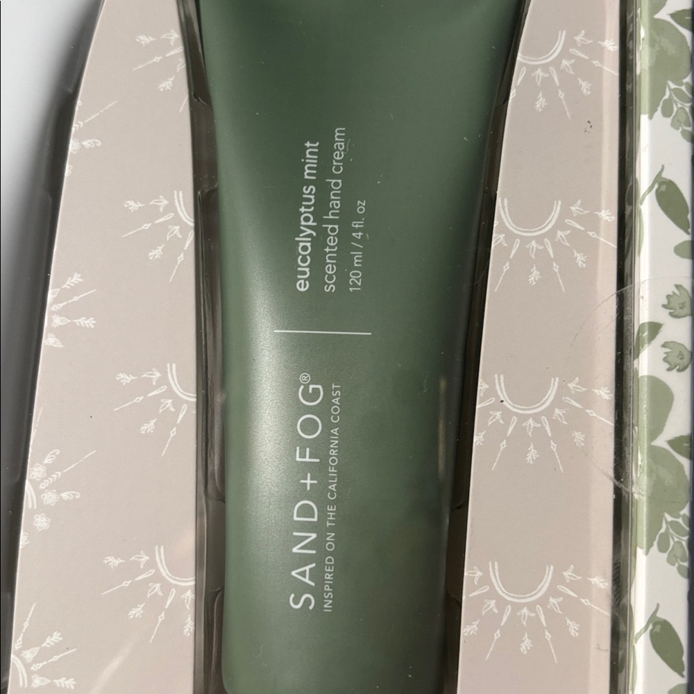 Sand + Fog Hand Cream Trio Set - Picture 6 of 6